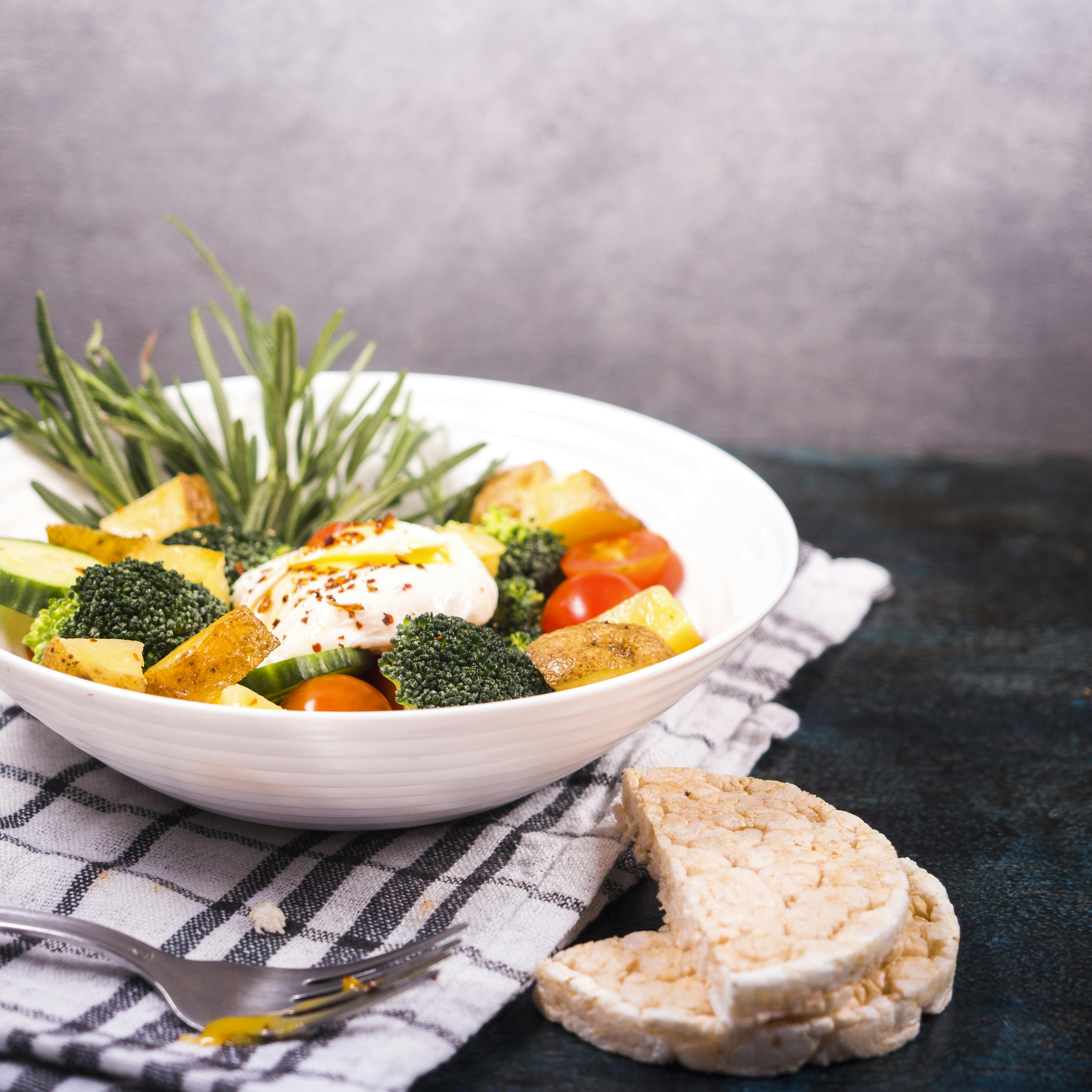 Delicious and Nutritious: 12 Creative Vegetarian Breakfast Ideas thumbnail